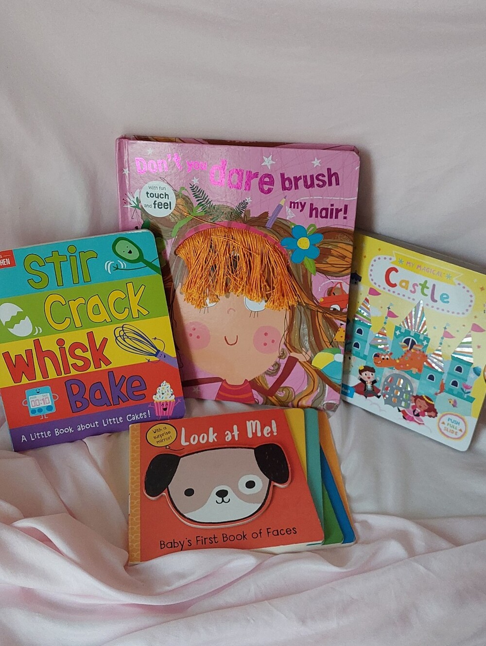Set Of 4 Childrens Books~ Pre-Loved.